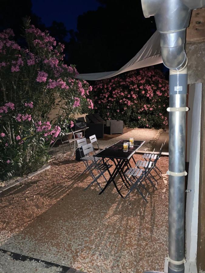 Au Coeur De La Pinede De 1 A 4 Personnes Villa Langlade Екстериор снимка