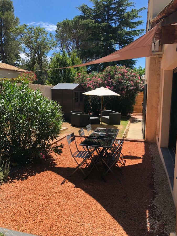 Au Coeur De La Pinede De 1 A 4 Personnes Villa Langlade Екстериор снимка